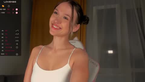 Snapshot of amelia_lein chatting on March 5, 2:25 am Your Amelia online show from March 5, 2:25 am