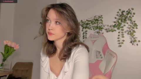 Snapshot of amelia_lein chatting on September 16, 12:44 am Your Amelia online show from September 16, 12:44 am