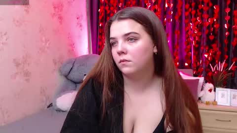 Snapshot of ameliabailey chatting on February 6, 6:55 pm Alisa online show from February 6, 6:55 pm