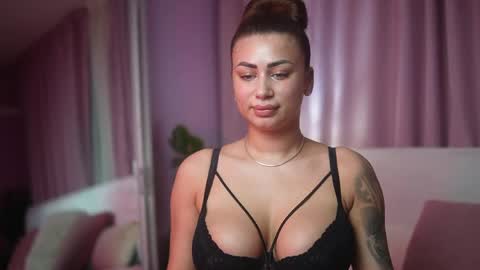  Amelia  online show from May 22, 7:08 pm