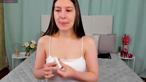 ameliaclarks online show from February 6, 2:38 am