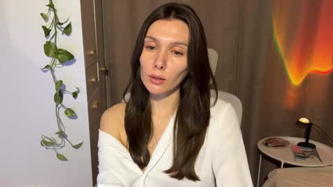 Snapshot of ameliahenderson chatting on January 17, 2:55 pm Ameli online show from January 17, 2:55 pm