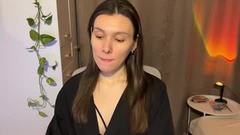 Snapshot of ameliahenderson chatting on January 18, 2:10 pm Ameli online show from January 18, 2:10 pm