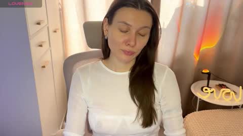 Snapshot of ameliahenderson chatting on February 22, 11:09 am Ameli online show from February 22, 11:09 am