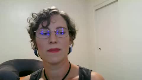 Snapshot of ameliaishka chatting on September 20, 3:40 am Ameliaishka online show from September 20, 3:40 am