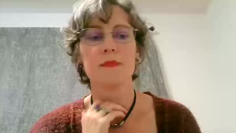 Snapshot of ameliaishka chatting on October 11, 10:19 pm Ameliaishka online show from October 11, 10:19 pm
