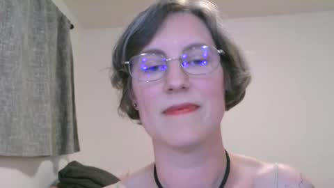 Ameliaishka online show from May 22, 4:41 am