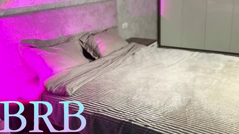 amelialy online show from November 27, 9:55 am