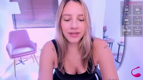 Amelie Graham online show from November 21, 2:27 pm