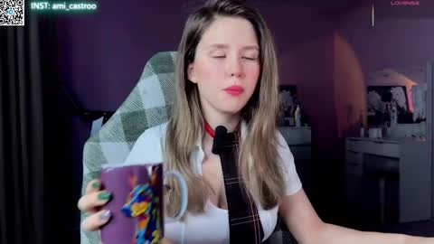 Ameliia castro online show from December 2, 7:03 am