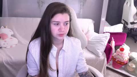 amellymillyy online show from October 6, 12:46 pm