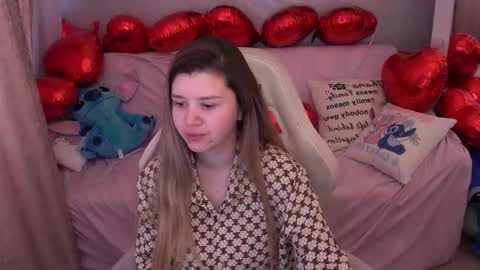 amellymillyy online show from February 5, 11:04 am