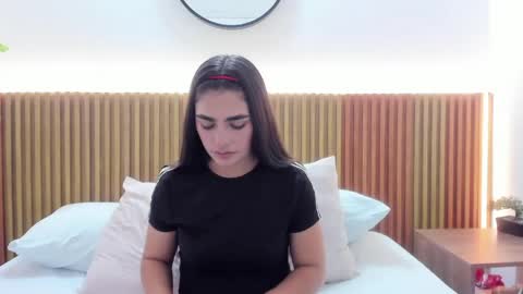 Snapshot of ameria_chaucer chatting on April 14, 6:58 pm M A R E online show from April 14, 6:58 pm