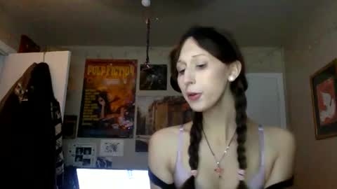 Snapshot of americasweetheart chatting on December 5, 7:54 pm jane online show from December 5, 7:54 pm