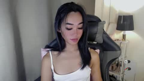 JOANNA online show from November 8, 10:30 pm