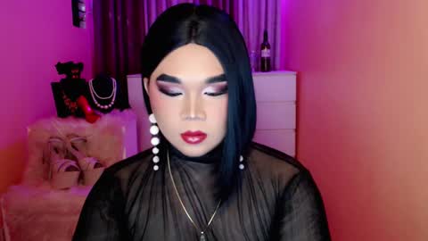 Queen Mireska online show from January 6, 10:02 am