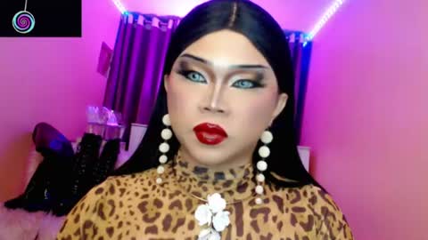 Queen Mireska online show from July 10, 1:47 pm