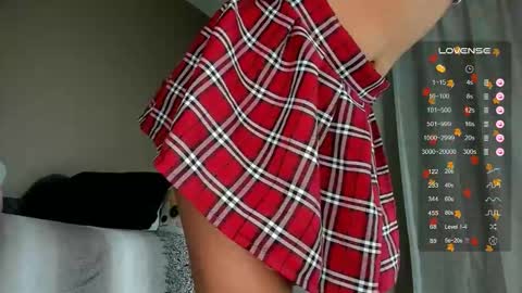 Amia online show from October 30, 1:51 am