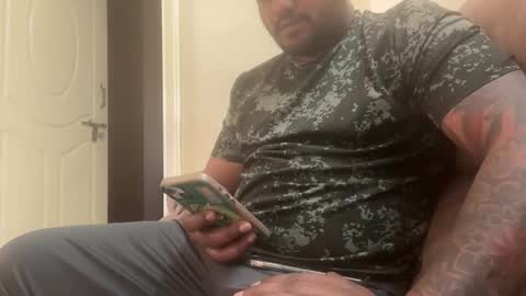 amichaat online show from January 18, 10:30 am