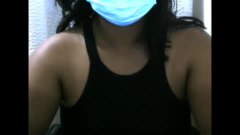 Snapshot of amichouu chatting on December 1, 7:30 pm amichouu online show from December 1, 7:30 pm