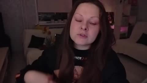 Mila online show from November 14, 8:51 pm