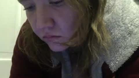 Snapshot of amileamariestar chatting on December 3, 3:41 am amileamariestar online show from December 3, 3:41 am