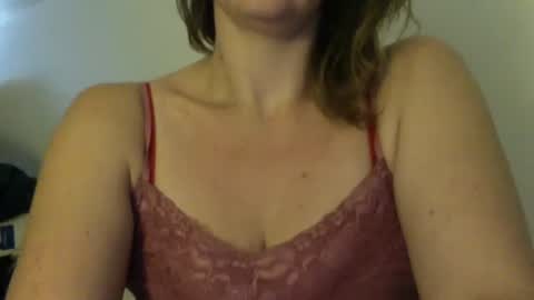 Snapshot of amileamariestar chatting on December 17, 9:16 pm amileamariestar online show from December 17, 9:16 pm