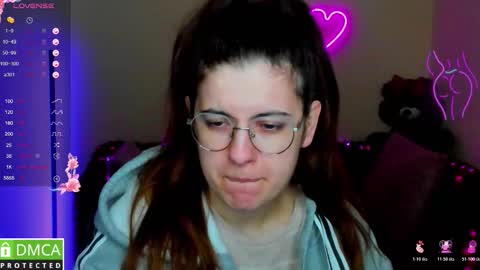 Amina online show from February 21, 6:36 am