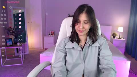 Camilla online show from January 24, 9:39 am