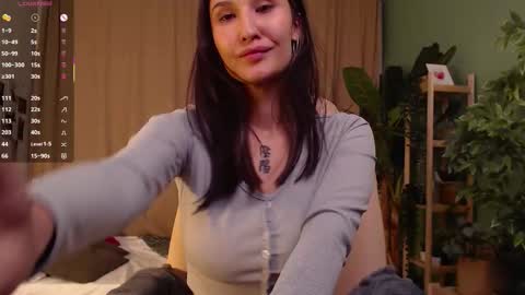 Camilla online show from February 17, 1:02 am