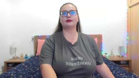 Amira Vyxen online show from January 18, 9:07 pm
