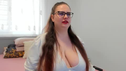 Amira Vyxen online show from March 12, 8:09 am