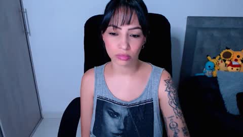 Snapshot of ammanda_ chatting on December 21, 11:34 pm diana online show from December 21, 11:34 pm