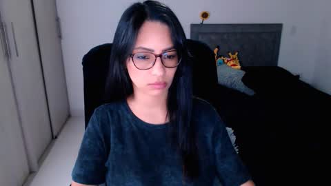 Snapshot of ammanda_ chatting on March 12, 1:12 am diana online show from March 12, 1:12 am