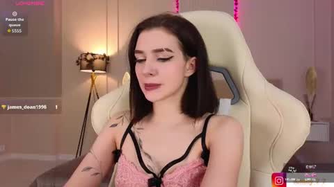 Snapshot of ammy_77 chatting on June 26, 2:49 am Ammy online show from June 26, 2:49 am
