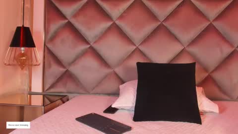 Snapshot of ammy_durand chatting on January 16, 7:10 pm ammy durand online show from January 16, 7:10 pm