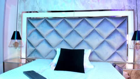 Snapshot of ammy_durand chatting on January 20, 7:04 pm ammy durand online show from January 20, 7:04 pm