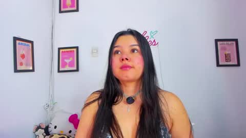 Lu online show from August 1, 12:04 pm