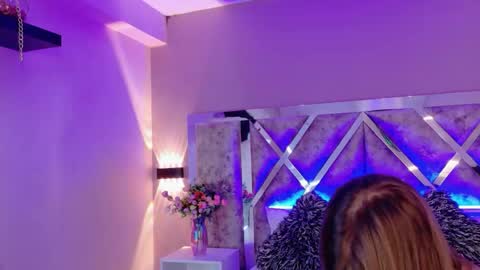 Ammy Jones online show from March 16, 8:02 pm