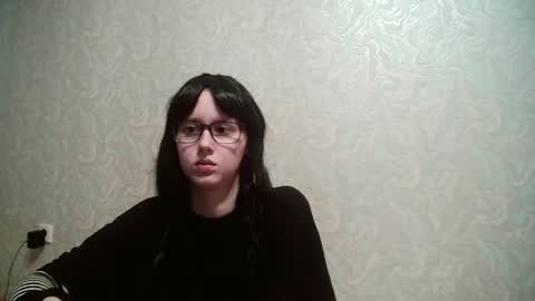 Amomira honeyx online show from June 18, 8:36 am