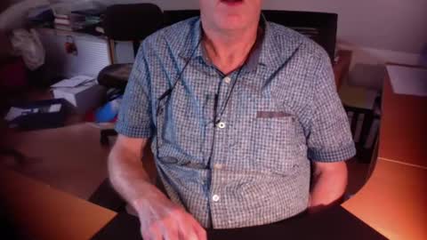 Snapshot of amor2200 chatting on September 9, 12:48 pm Amor2200 online show from September 9, 12:48 pm