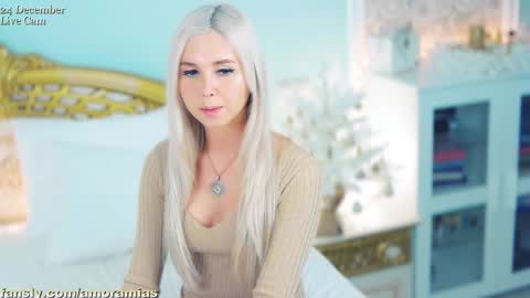 Snapshot of amoramias chatting on December 24, 9:55 pm  Im the first transgender post-op model on haturbate. I have a new sweet pussy... online show from December 24, 9:55 pm