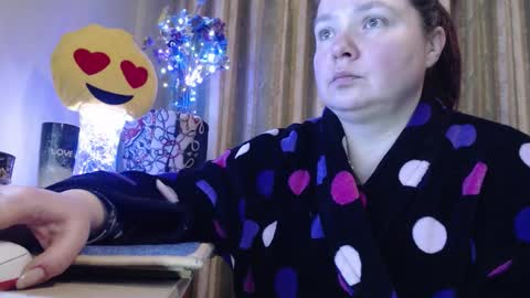 amorelara online show from February 24, 3:15 am