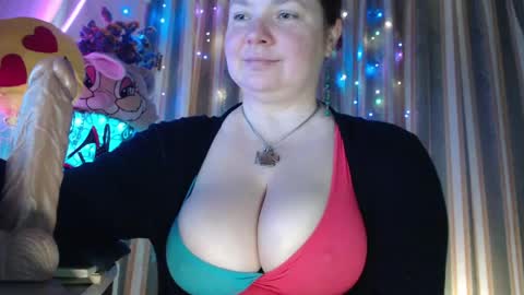 Snapshot of amorelara chatting on May 14, 7:04 am amorelara online show from May 14, 7:04 am
