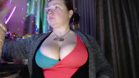 Snapshot of amorelara chatting on May 22, 7:26 am amorelara online show from May 22, 7:26 am
