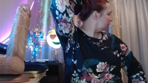 Snapshot of amorelara chatting on May 30, 8:11 am amorelara online show from May 30, 8:11 am