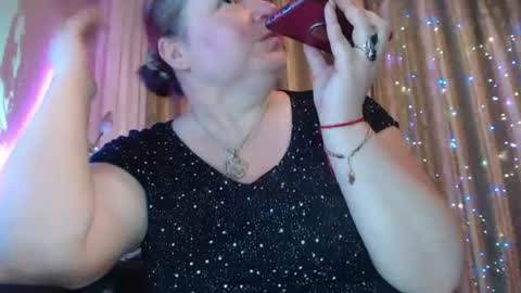 amorelara online show from July 4, 7:03 am