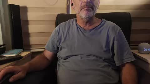 Snapshot of amorlin chatting on June 4, 9:10 pm AmorLin online show from June 4, 9:10 pm