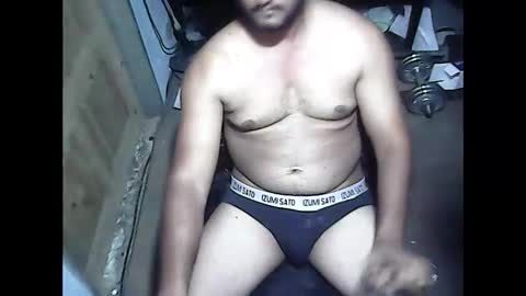 Snapshot of amorousr chatting on February 14, 7:23 pm SubboyShivan online show from February 14, 7:23 pm