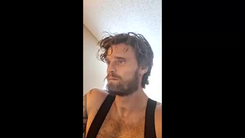 amputeeadventurer online show from January 11, 3:17 pm